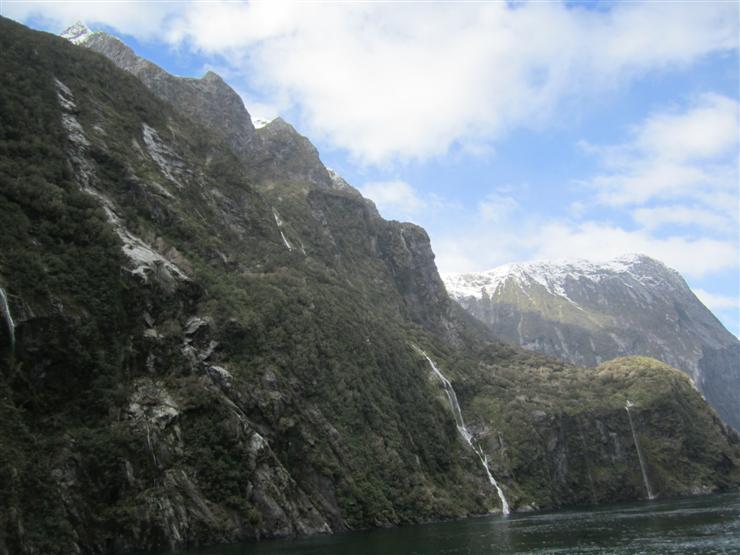 Pallisade Mountains with steps where glaciers have been busy over the mulit-millenia